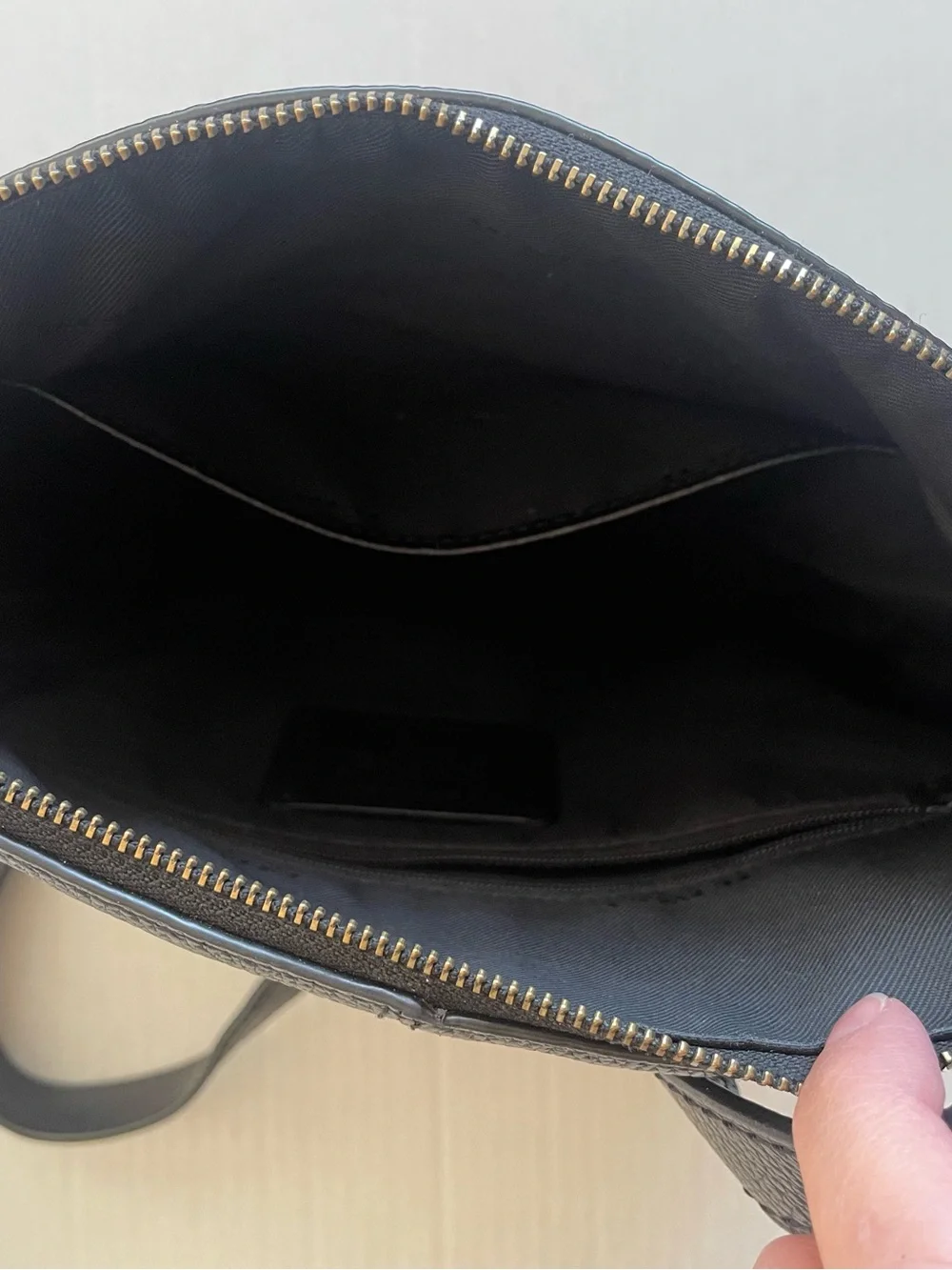 Coach 21377 Crossbody Bag Women Small Black Pebbled Leather